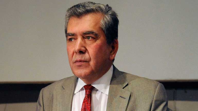 Μητρόπουλος: «Είμαστε πάνω σε μια κλωστή – Θα είναι μια δύσκολη Δευτέρα»